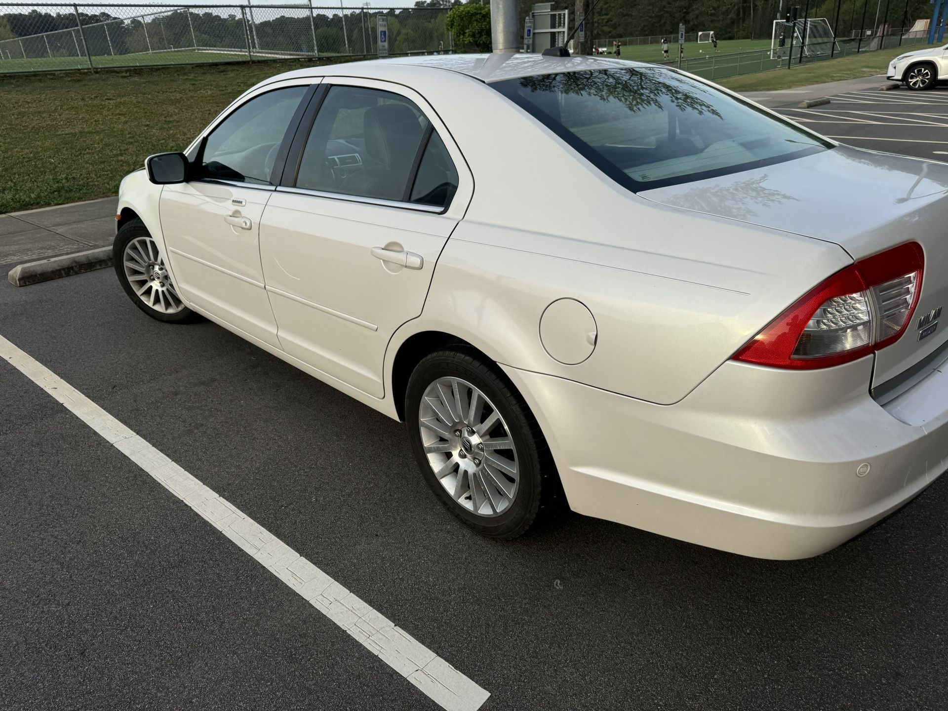 2009 Mercury Milan
