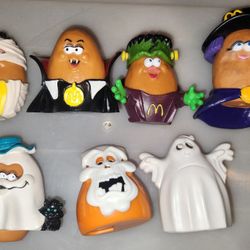 Look at Pictures Mc Donalds' 1992 Mc Nuggets Halloween 2 VINTAGE HALLMARK REFRIGERATOR TALKING GHOST