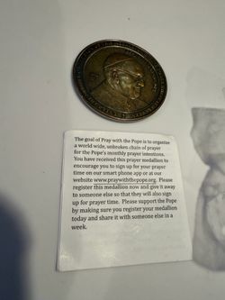 Pope medallion