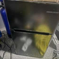 Black & Decker Refrigerator 