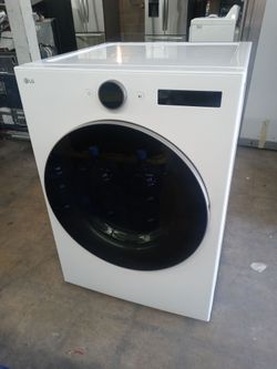 LG ThinQ stackable dryer - Free delivery