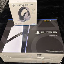 Ps5 Pro. With Turtle Beach