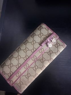 gucci wallet