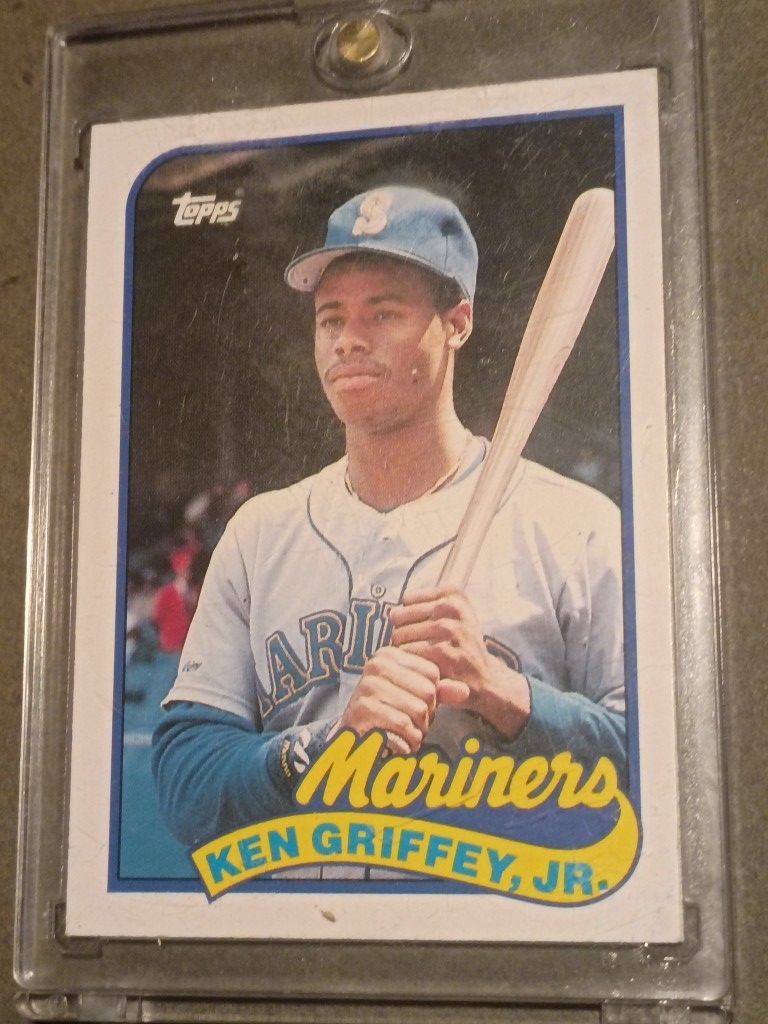 Ken Griffey Jr Topps Rookie Card