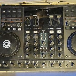 TRAKTOR MIXER