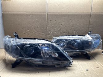 #85 DAMAGED 2011-2020 Toyota Sienna Black Projector Halogen Headlight Pair 
