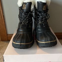 Snow Boots Size 6