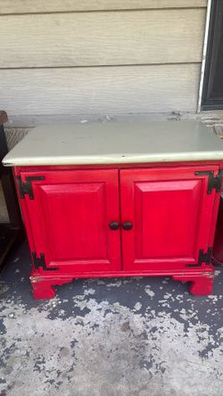 Small cabinet storage