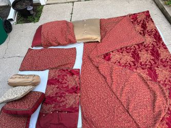 King Size Comforter Set with 3 European Shams, King size pillow cases and 3 Throw Pillows