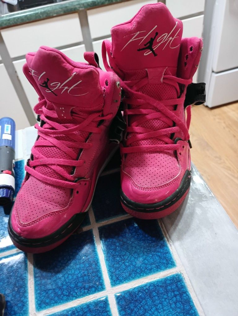 Girls Pink And Black Jordans