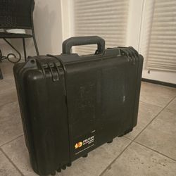 Pelican Storm Case iM2400