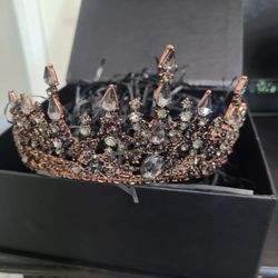 Crown 