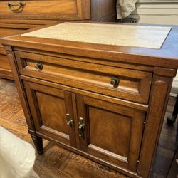 2 Matching Wood Nightstands
