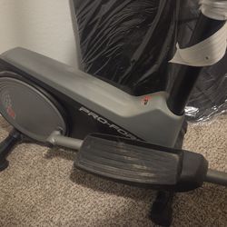 Proform elliptical