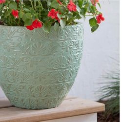 Lightweight Planter 