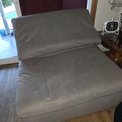 Oversized Gray Chair And Lazyboy Recliner 