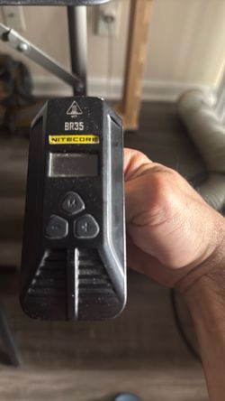 Nitecore br35