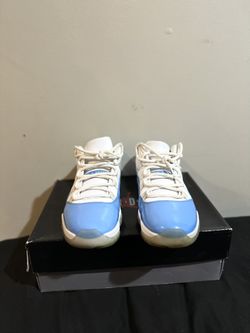 Jordan 11 Low Retro University Blue 