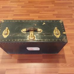 Large Vantage suitcase