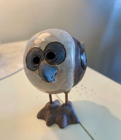 Davis Signed Ceramic Art Bird – 4” Tall