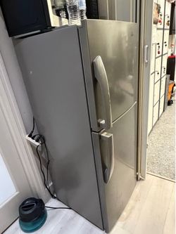 Small Refrigerator