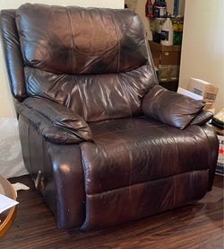 Genuine Leather Recliner Chair – Oversized, Very Comfortable, Dark Brown