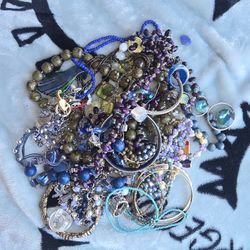 Mystery Jewlery-wearable 