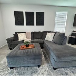 Sectional Couch (WITH OTTOMAN)
