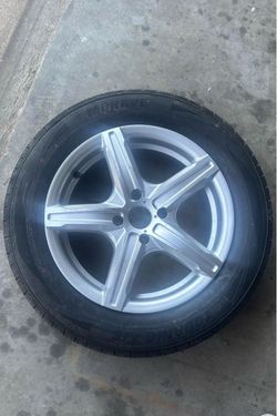 Tire with ram