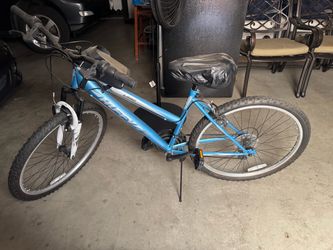 Huffy Hardland Mountain Bike Blue