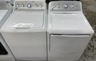 GE Washer & Dyer Matching Set