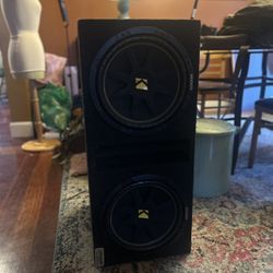 Dual Kicker Subwoofer Box w/ Orion 8001 Amplifier