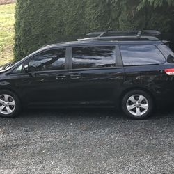 2012 Toyota Sienna