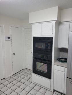 FRIGIDARE FFEW3025LB 30 ELECTRIC WALL OVEN