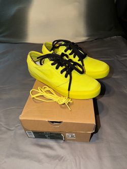 Nike Stefan Janoski mens shoes neon yellow 333824-770 size US 9.5 LEMON TWIST gently used