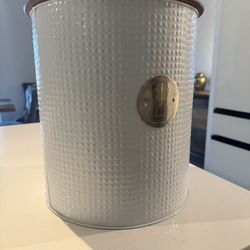 Dog Food Holder 13x14