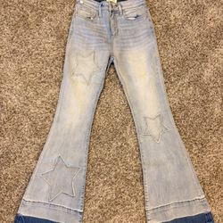 Ceros Light Wash Star Jeans, Size 25