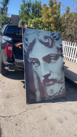 Large roman frame good conditions $30