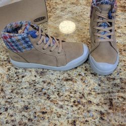KEEN Womens Boots Brand New Sz 10