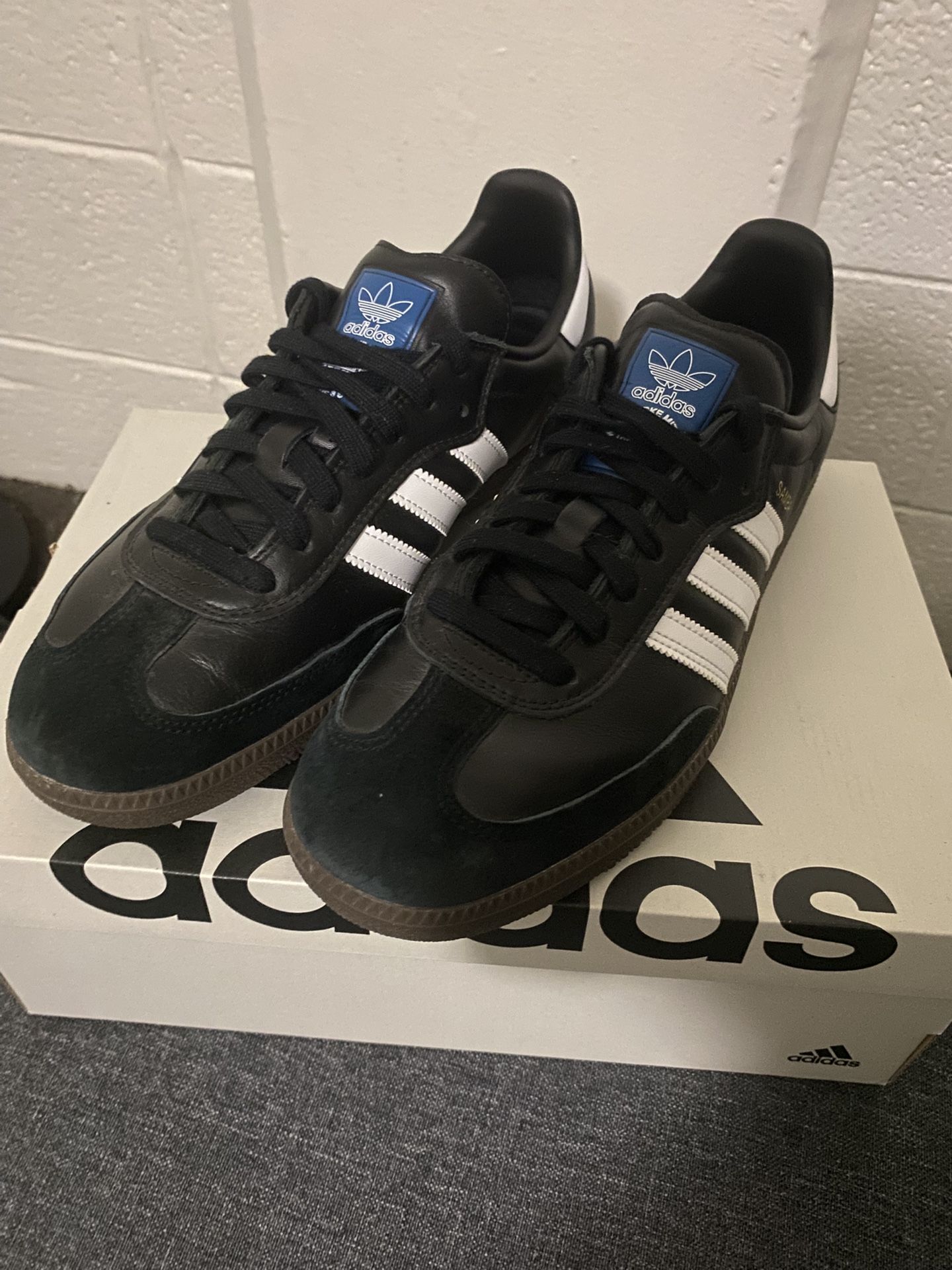 Adidas Samba OG – Size 10 – Black Leather / Gum Sole – Like New
