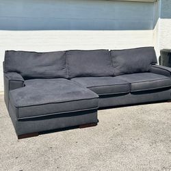Sectional Couch - Free delivery! 🚚 
