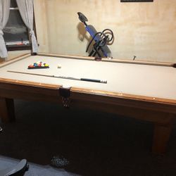 American Heritage Avon Pool Table 8ft