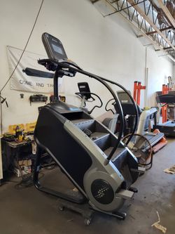 Stairmaster 8G Stepmill 