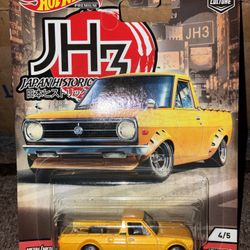 75 Datsun Sunny Truck (B120) Hotwheel