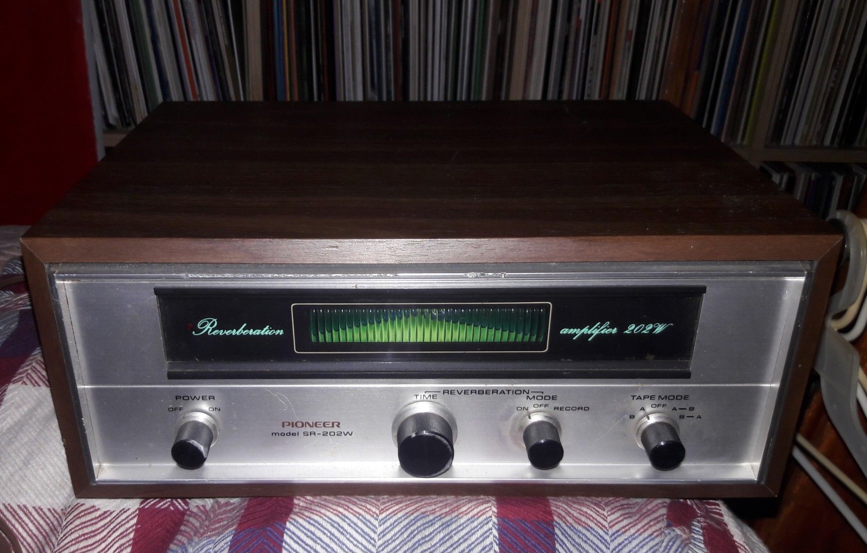 Pioneer vintage reverberating amplifier