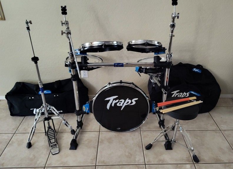 Traps Drums A400 Portable Acoustic Drum Set