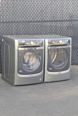 MAYTAG XL Capacity 4.5cuft washer and 7.4 cuft Electric Dryer. Works Perfect. 30 Days warranty