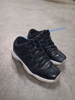 Jordans size 7