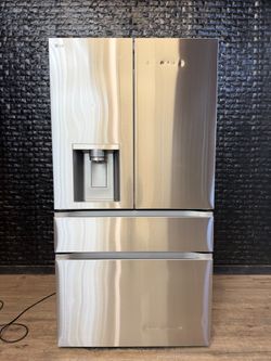 LG REFRIGERATOR w/WARRANTY! R3230A
