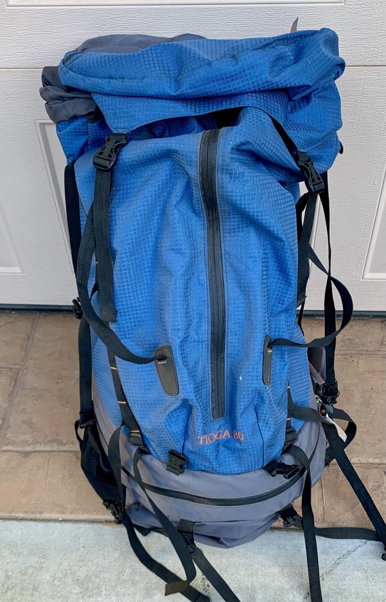 Hi-Tec Tioga 80 Air Flow Backpacking Backpack